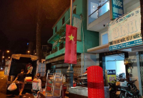 Bốc xếp hàng hóa siêu thị, chợ